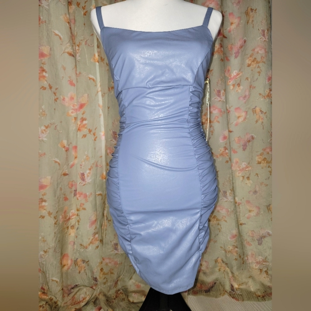 Blashe Periwinkle Blue Rouched Dress - Size‎ medium